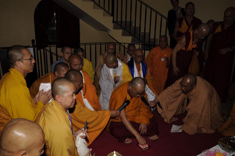dalailamaEvry_012