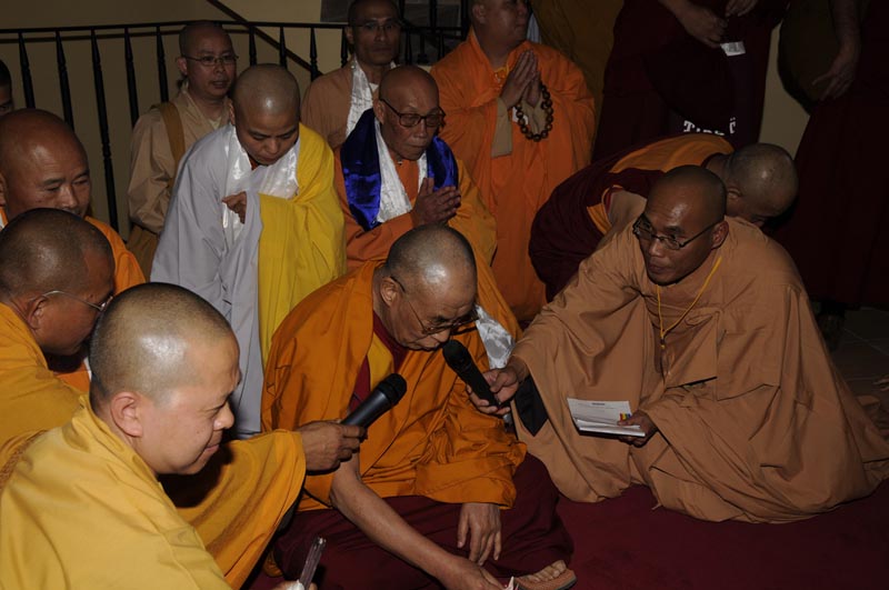 dalailamaEvry_013